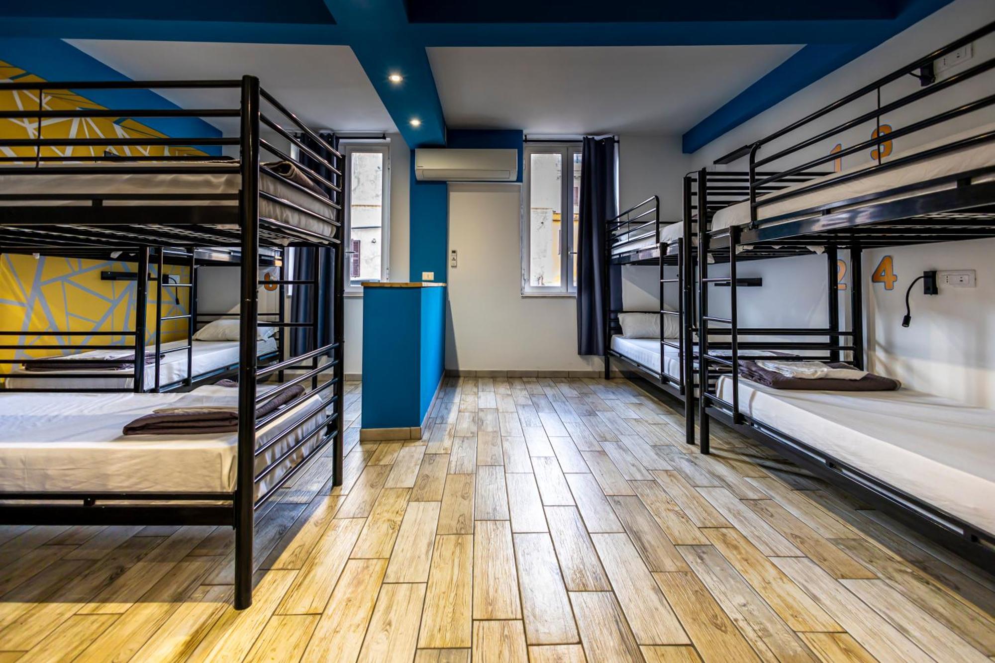 Bett im gemischten Schlafsaal mit 8 Betten